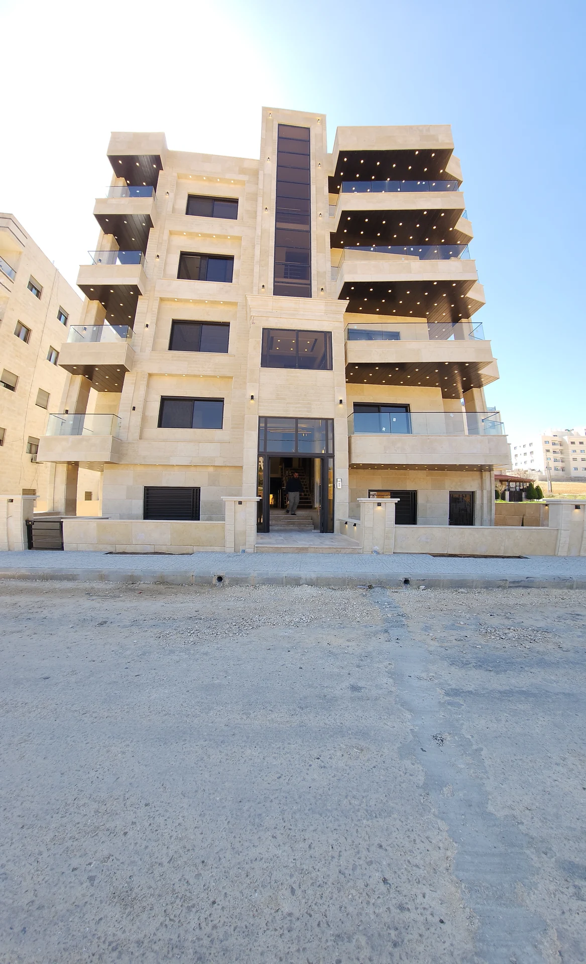 Residential building facade · واجهة مبنى سكني
